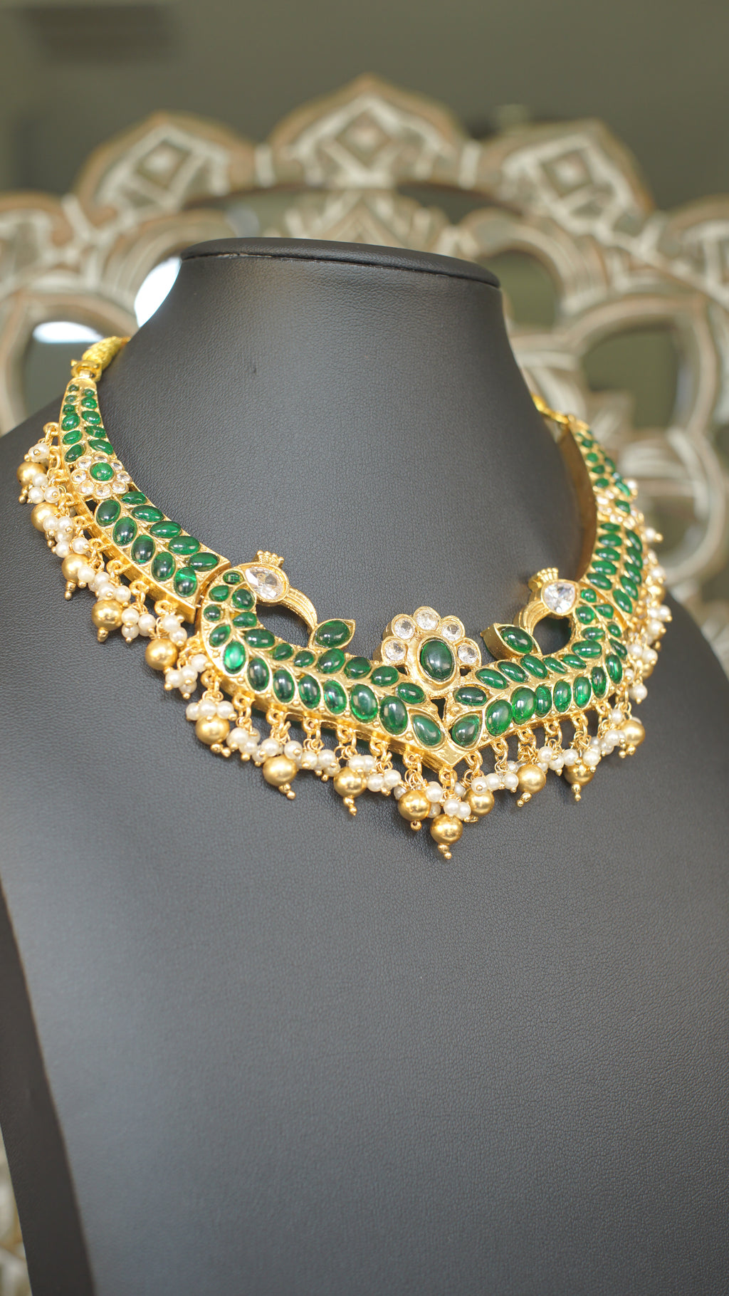 Emerald Green Kundan Choker Set with Pearl Drops