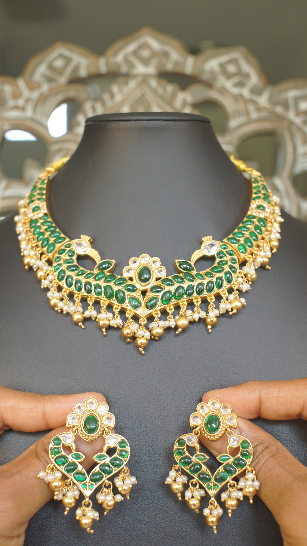Emerald Green Kundan Choker Set with Pearl Drops